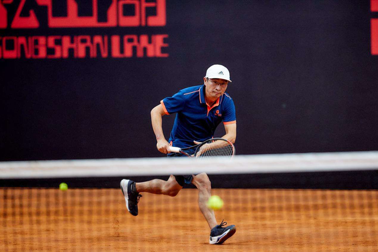 2023松山湖科技精英网球赛精彩进行：全球科技精