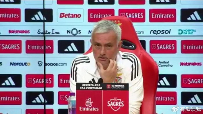 穆里尼奥红牌离场引争议 本菲卡2-2波尔图联赛