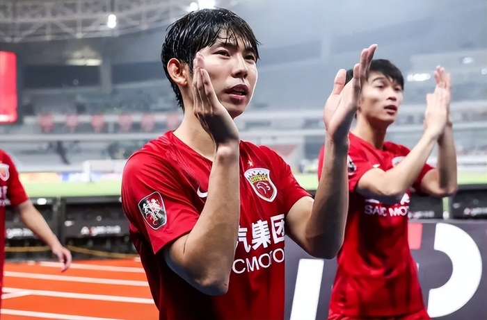 中足联新规严控脑震荡换人 禁赛6日引热议